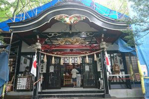 新屋山神社