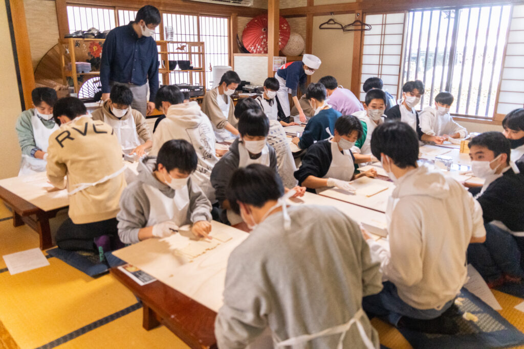 ほうとう作り体験